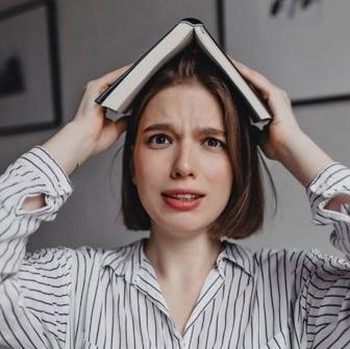 7 Kebiasaan yang Bisa Menurunkan Fungsi Otak