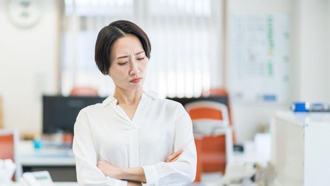 Ciri Orang yang Terlalu Serius, Sering Mengucapkan 9 Kalimat ini saat Mengobrol