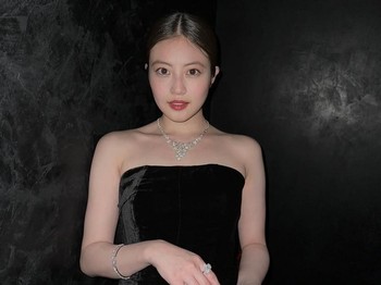 Namanya melejit setelah berperan sebagai Airi Maya dalam serial drama populer Boys Over Flowers Season 2 (2018). Kemudian, ia berhasil meraih penghargaan sebagai pendatang baru terbaik di Japan Academy Film Prize pada 2022./ Foto: instagram.com/imada_mio