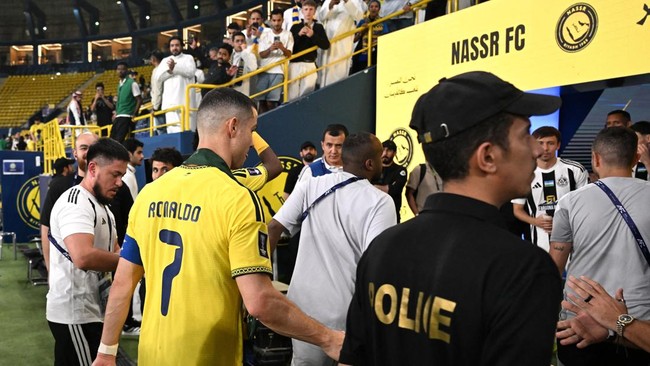 Soccer Football - AFC Champions League Elite - Al Nassr v Neftchi Fergana - Al Awwal Park, Riyadh, Saudi Arabia - October 12, 2026 Al Nassr's Cristiano Ronaldo after the match REUTERS/Stringer