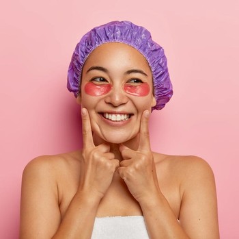 Selain untuk Mandi, Ini 5 Kegunaan Shower Cap Hotel yang Tak Banyak Diketahui