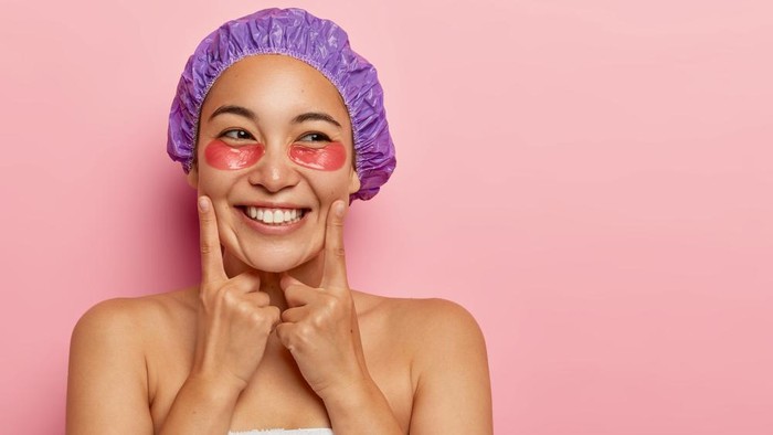 Selain untuk Mandi, Ini 5 Kegunaan Shower Cap Hotel yang Tak Banyak Diketahui