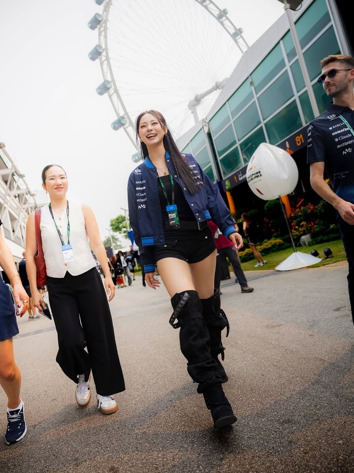 Tzuyu di F1 Grand Prix Singapura