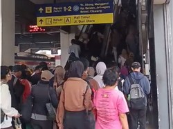 Respons Anker Usai Tak Boleh Lagi Jalan Mendahului di Eskalator Stasiun Duri