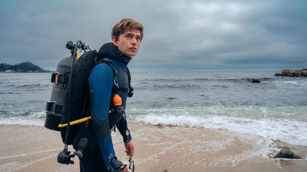 Review Film: Whalefall — NadiKabar.com