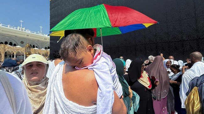 Jemaah Umrah Dibayangi Serangan Rudal Houthi