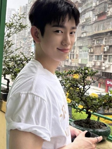 Potret Menawan Park Jin Young, Idol-Aktor yang Multitalenta