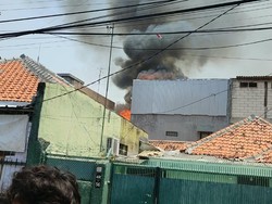Rumah di Tamansari Jakbar Kebakaran, 16 Mobil Damkar Dikerahkan