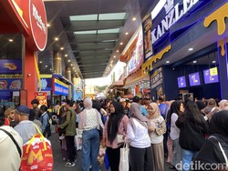 Lautan Pengunjung Padati PRJ Surabaya 2026