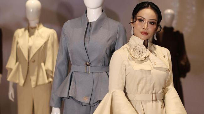 Ayu Dyah Andari x Kris Dayanti Luncurkan Koleksi “POISE”