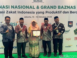 Di Baznas Award 2026, Bupati Afni Minta Wacana Gaji ASN via Kopdes Dikaji Ulang