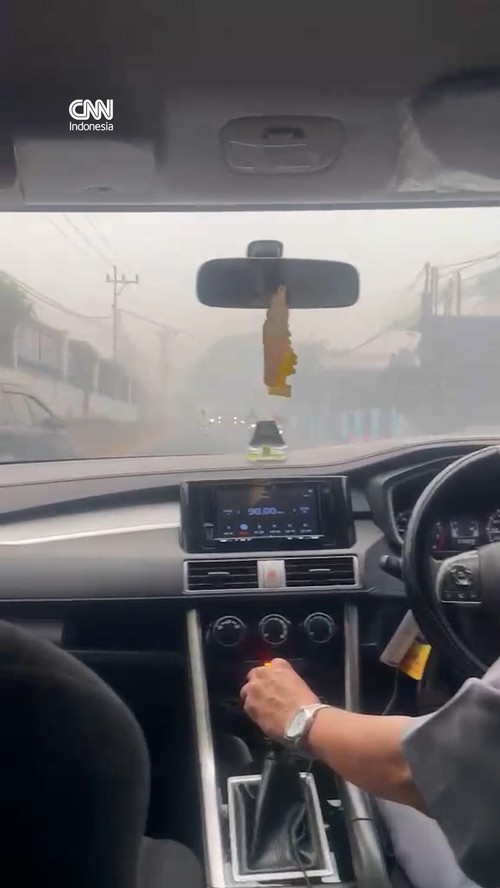 Kabut Asap Palembang Makin Parah, Jarak Pandang Makin Tertutup