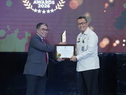 Kemenimipas Raih Penghargaan Pendukung Zakat Terbaik di Grand BAZNAS Awards 2026