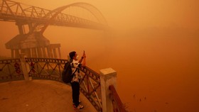 Langit Berwarna Jingga, Udara Palangka Raya Sangat Berbahaya