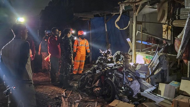 Ledakan di Pasar Cimanggis Tangerang Selatan