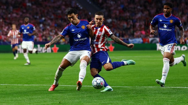 Lisandro Martinez menolak minta maaf usai kritik keras manajemen MU.