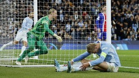 Soccer Football - UEFA Champions League - Manchester City v Paris St Germain - Etihad Stadium, Manchester, Britain - October 14, 2026 Manchester City's Erling Haaland reacts after missing a chance to score Action Images via Reuters/Jason Cairnduff