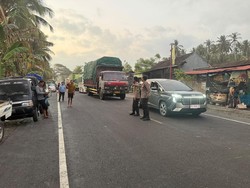 Distribusi BBM dan Truk Pecah Ban Bikin Jalur Gilimanuk-Denpasar Macet
