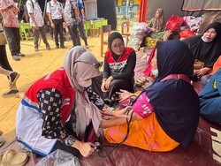 Pertamina Bantu Warga Terdampak Kebakaran di Bangka Selatan