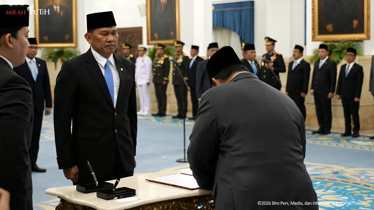 Tiba-Tiba Presiden Prabowo Copot Kepala BNPB Suharyanto