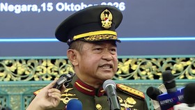 Presiden Prabowo Subianto resmi melantik Jenderal Maruli Simanjuntak sebagai Wakil Panglima TNI dan Jenderal Tandyo Budi Revita sebagai Kepala Staf Angkatan Darat (KSAD) di Istana Kepresidenan Jakarta, Kamis (15/10).