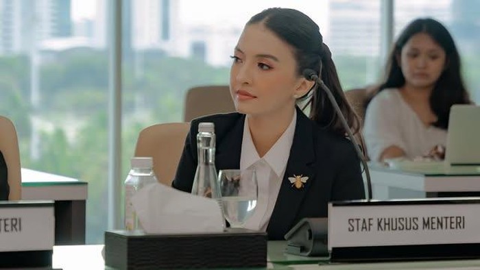 Alasan Raline Shah Mundur dari Stafsus Menkomdigi