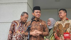 Bahlil Lahadalia menggelar jupa pers di Jakarta, Jumat (16/10).