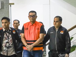 Bupati Klaten Diduga Terima Uang Rp 4,3 M, Ada buat Bayar Utang Pilkada