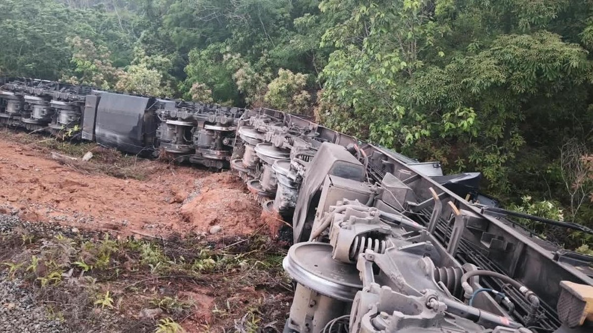 2 Kereta Api Babaranjang Tabrakan Adu Banteng di Sumsel, Kok Bisa?