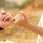 Mengenal 4 Jenis Attachment Style dalam Hubungan Romansa