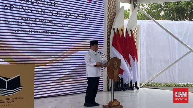Gubernur DKI Jakarta Pramono Anung resmikan Masjid Apung An-Nur di kawasan pantai Ancol Taman Impian, Jakarta Utara, Jumat (16/10).