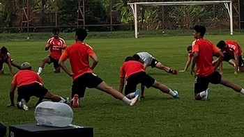 Persija Jakarta menggelar latihan di Persija Training Ground, Depok, Jawa Barat, Kamis (15/10).