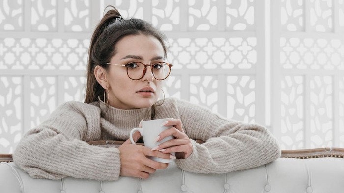 7 Karakter Orang Dewasa yang Introvert Sejak Kecil Menurut Psikolog