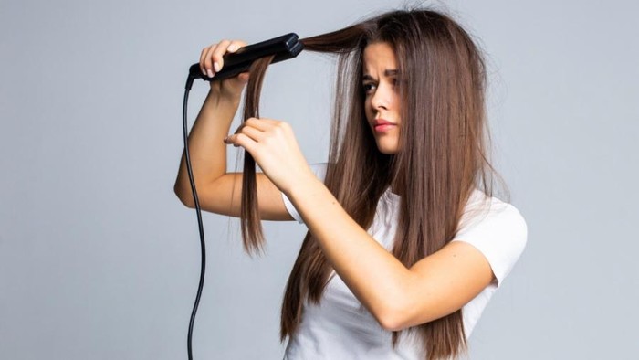 5 Tips Catokan dengan Tepat agar Hasilnya Awet, No Bad Hair Day!