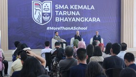Menteri Komunikasi dan Digital Republik Indonesia Meutya Viada Hafid menekankan pentingnya rasa ingin tahu, keluasan wawasan, dan kemauan untuk terus belajar sebagai bekal generasi muda menghadapi masa depan. Pesan tersebut disampaikan dalam kegiatan