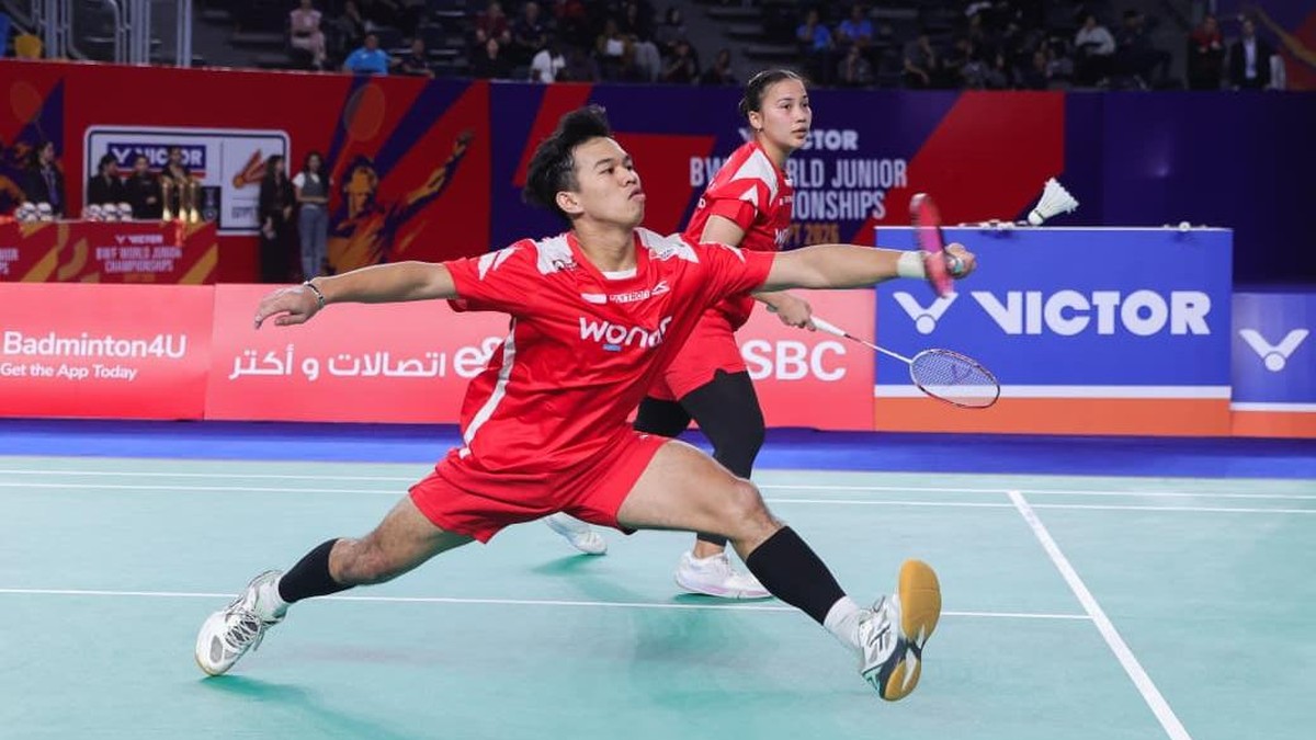 Muhammad Luthfi Habibie/Dian Ramadhani Mukti saat tampil di final Kejuaraan Dunia Junior 2026. (Arsip PBSI)