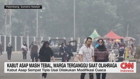 kabut asap Palembang, karhutla Sumatra Selatan, kebakaran lahan Ogan Ilir, kabut asap tebal, Stadion Jakabaring, evakuasi pasien rumah sakit,