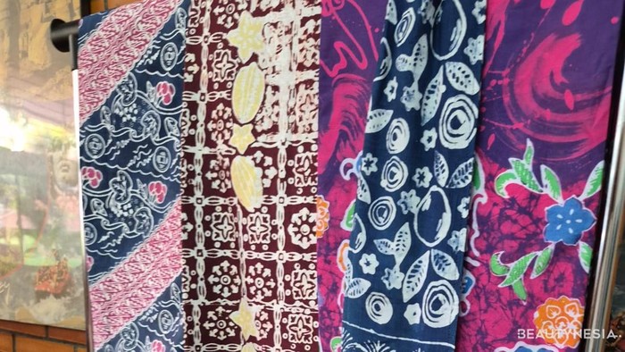 Batik Depok: Dari Local Pride Anti-Mainstream Sampai Potensi High-Fashion buat Gen Z