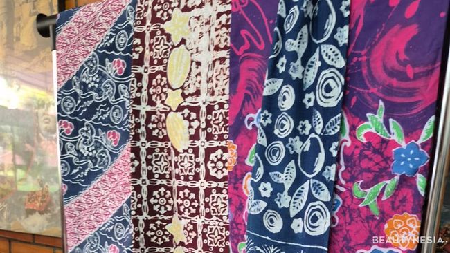 Batik Depok: Dari Local Pride Anti-Mainstream Sampai Potensi High-Fashion buat Gen Z