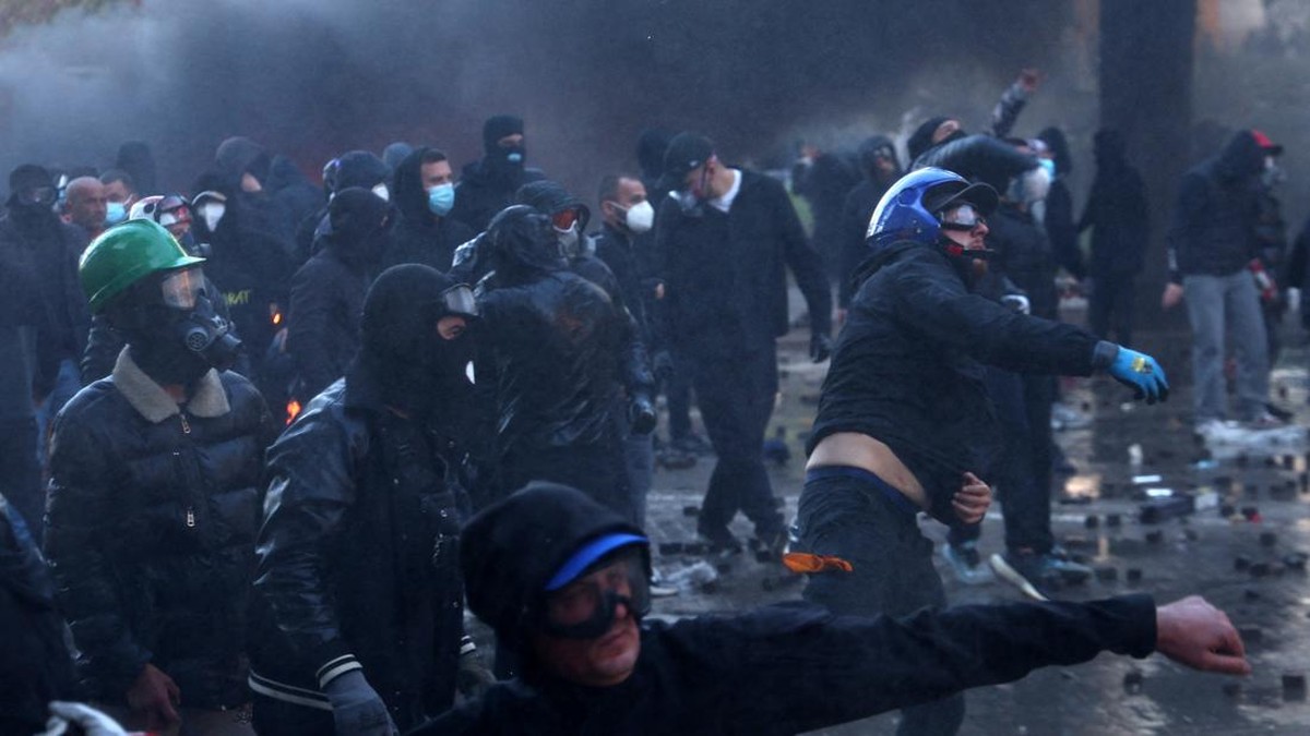 Demonstrators clash with police amid an anti-government protest by students, in Tirana, Albania, October 17, 2026. REUTERS/Florion Goga