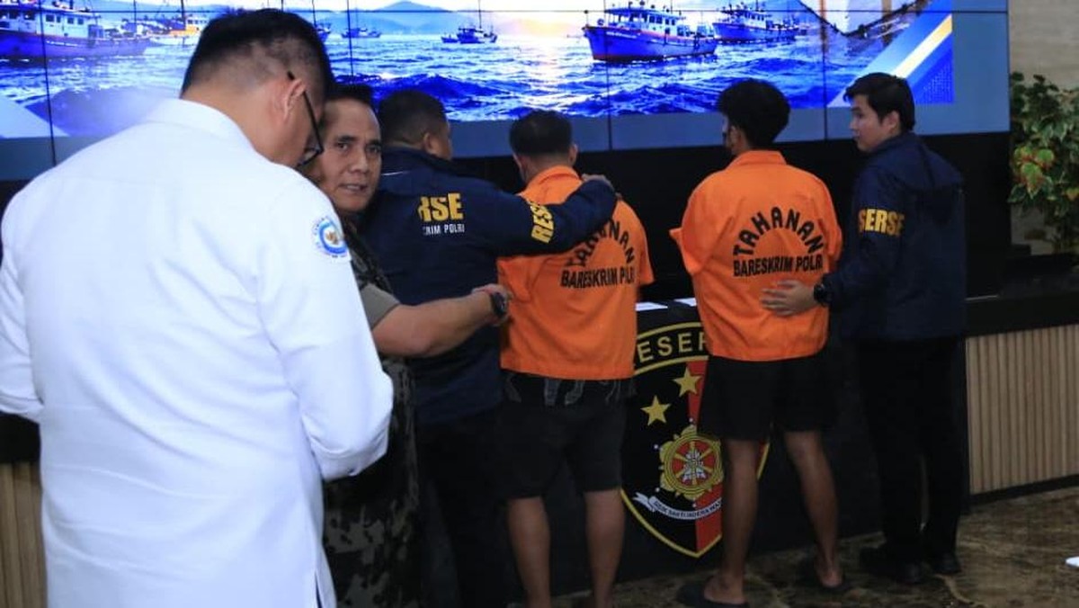 Polri Tangkap 2 Orang Jaringan Mafia Penyelundup Baby Lobster di Depok