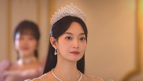 Shin Min-ah dalam drama Korea The Remarried Empress (2026).