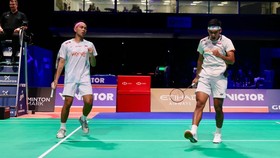 Fajar Alfian/Muhammad Shohibul FIkri mengalahkan Aaron Chia/Soh Wooi Yik pada final Denmark Open 2026 di Odense, Minggu (18/10).