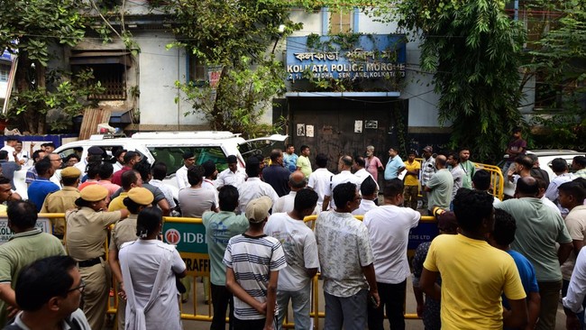 Sebanyak 19 orang tewas dan 25 lainnya luka-luka akibat terinjak-injak di acara keagamaan umat Hindu di wilayah timur India pada Sabtu (17/10).
