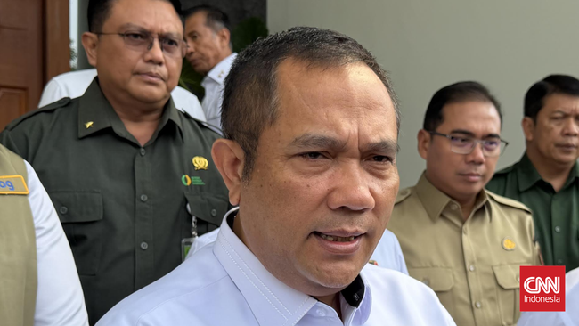 Kepala Badan Reserse Kriminal (Bareskrim) Polri Asep Safrudin menyebut kepolisian akan menindaklanjuti sejumlah dugaan pelanggaran di sektor pangan setelah bertemu Menteri Pertanian Andi Amran Sulaiman di kediamannya.