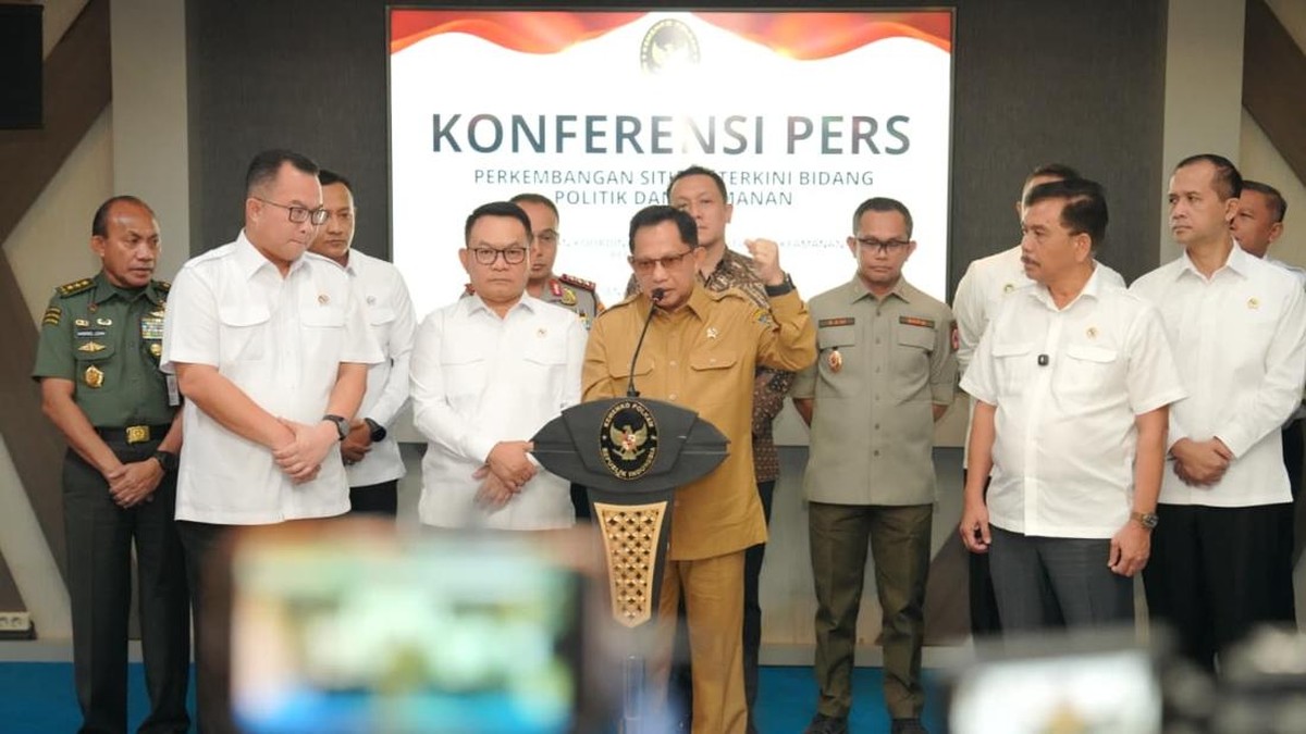 Mendagri Pertegas Komitmen Pemerintah dalam Penanganan Karhutla