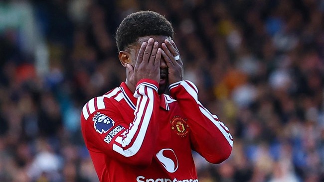 Soccer Football - Premier League - Leeds United v Manchester United - Elland Road, Leeds, Britain - October 18, 2026 Manchester United's Amad Diallo reacts REUTERS/Phil Noble EDITORIAL USE ONLY. NO USE WITH UNAUTHORIZED AUDIO, VIDEO, DATA, FIXTURE LI