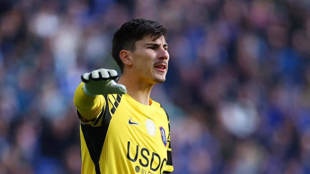 Dulu Thibaut Courtois, Kini Mike Penders — NadiKabar.com