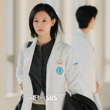 4 Hal yang Membuat Gye Soo Jung 'Doctor X' Berbeda dari Karakter Dokter Lain