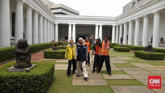 Cara Seru Siswa SLB Kenalan dengan Arca Ganesha di Museum